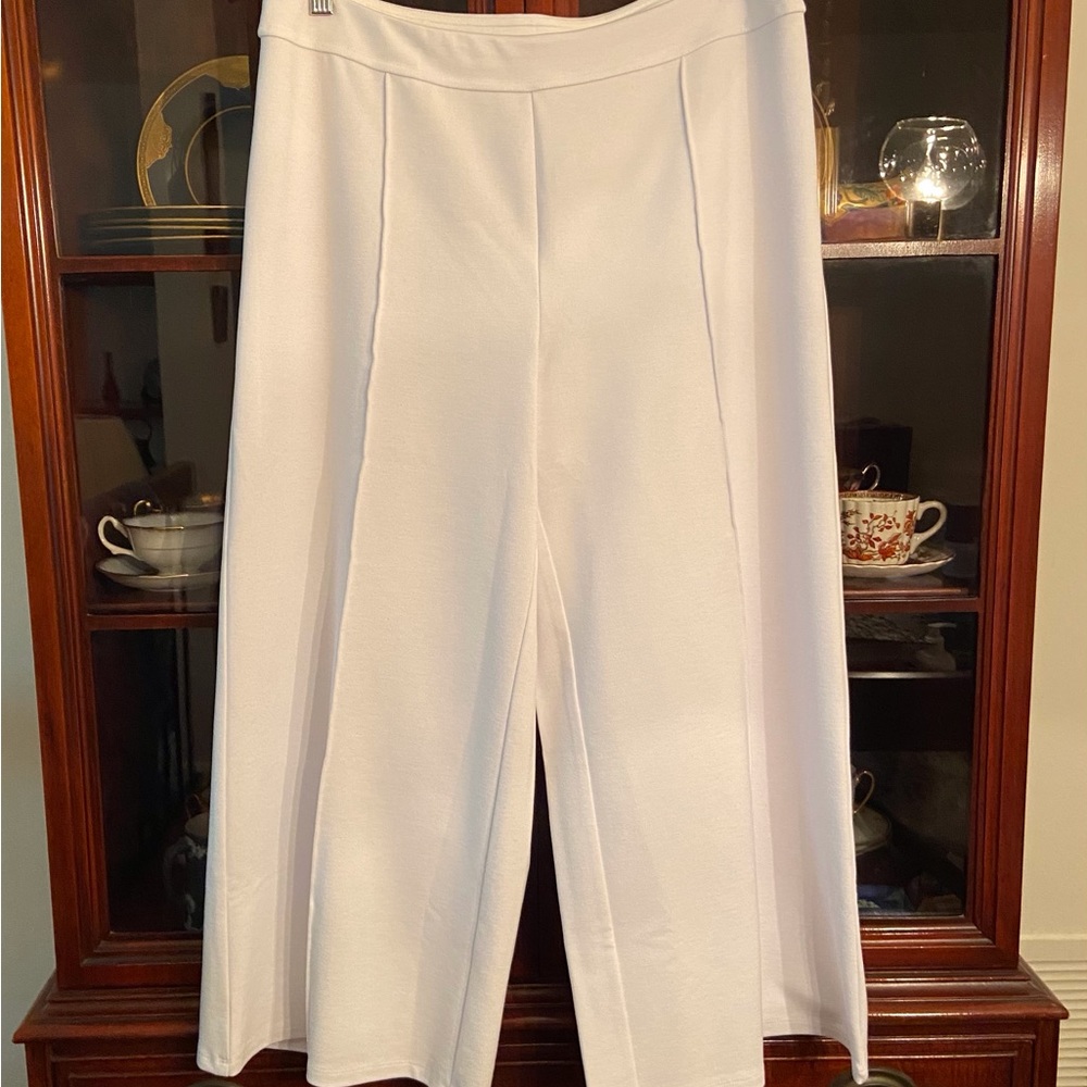 White J.Jill Cropped Pants ☀️